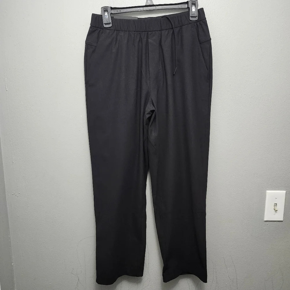 Lululemon men's ABC pull on pants size S/ P black new with tags